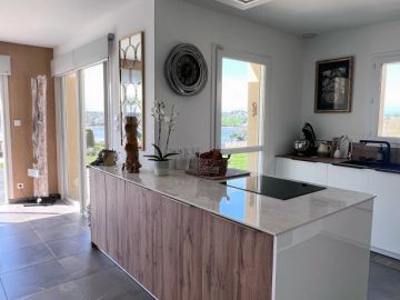 ✨ Transformation Cuisine ✨

Résultat d’une prestation de conseil pour une cuisine. J’ai été consulté pour le choix des matériaux, les teintes ainsi que...